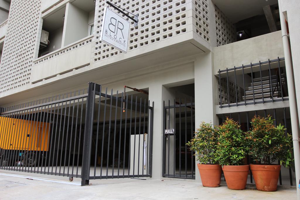 Brblock Boutique And Residences Makati City Exteriör bild