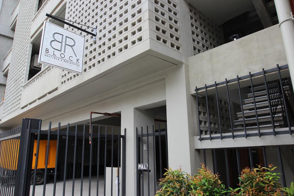 Brblock Boutique And Residences Makati City Exteriör bild