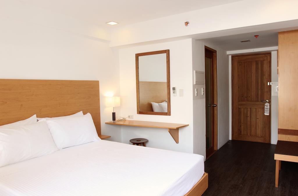 Brblock Boutique And Residences Makati City Rum bild