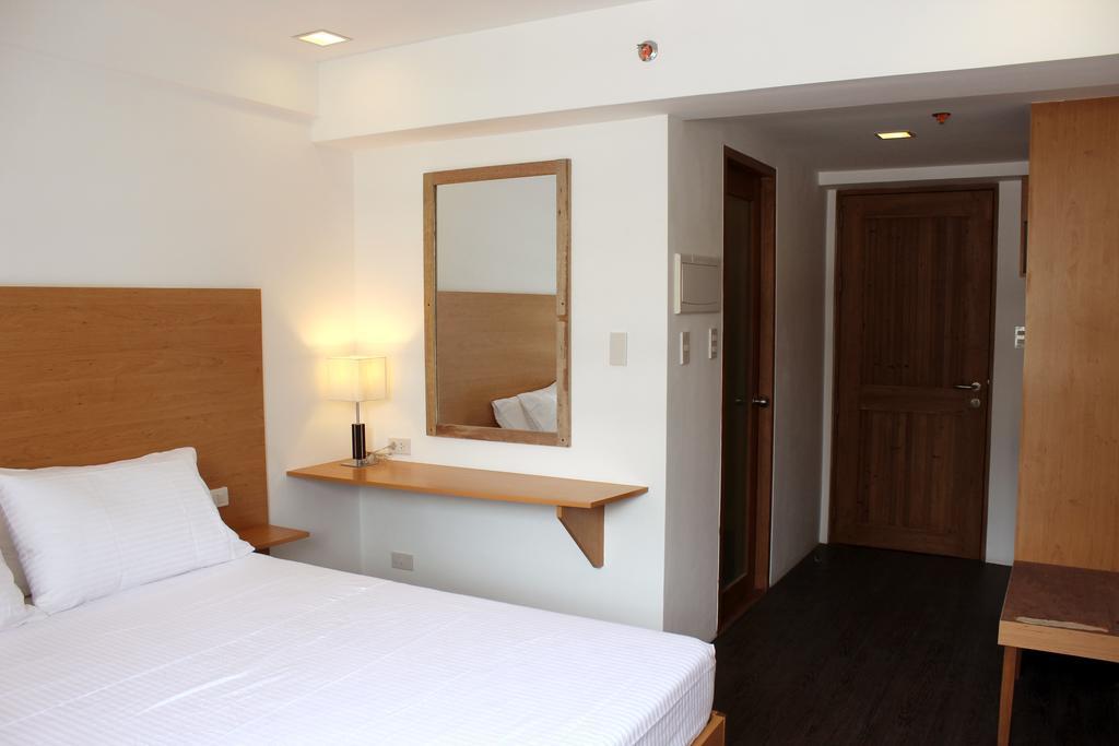 Brblock Boutique And Residences Makati City Exteriör bild