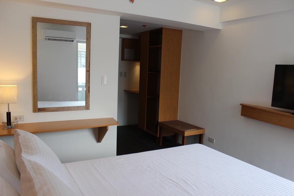 Brblock Boutique And Residences Makati City Exteriör bild